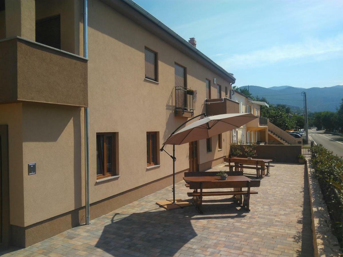 Apartmani Irena Novi Vinodolski Exteriér fotografie